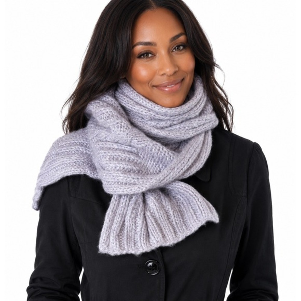 Isotoner Lavender Purple Chunky Cable Knit Ribbed Winter Scarf OS Winter 67-07